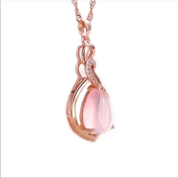 Lotus opal crystal Rose gold plated Necklace - Picture 6 of 9